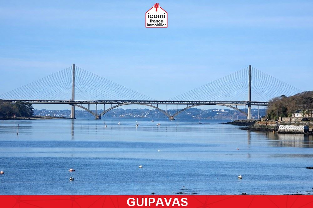 FINISTERE - GUIPAVAS (29490) - A VENDRE - PROPRIETE T7 DE 250 M² SUR 4000M² DE TERRAIN - VUE MER - TERRAIN ARBORE - RARE